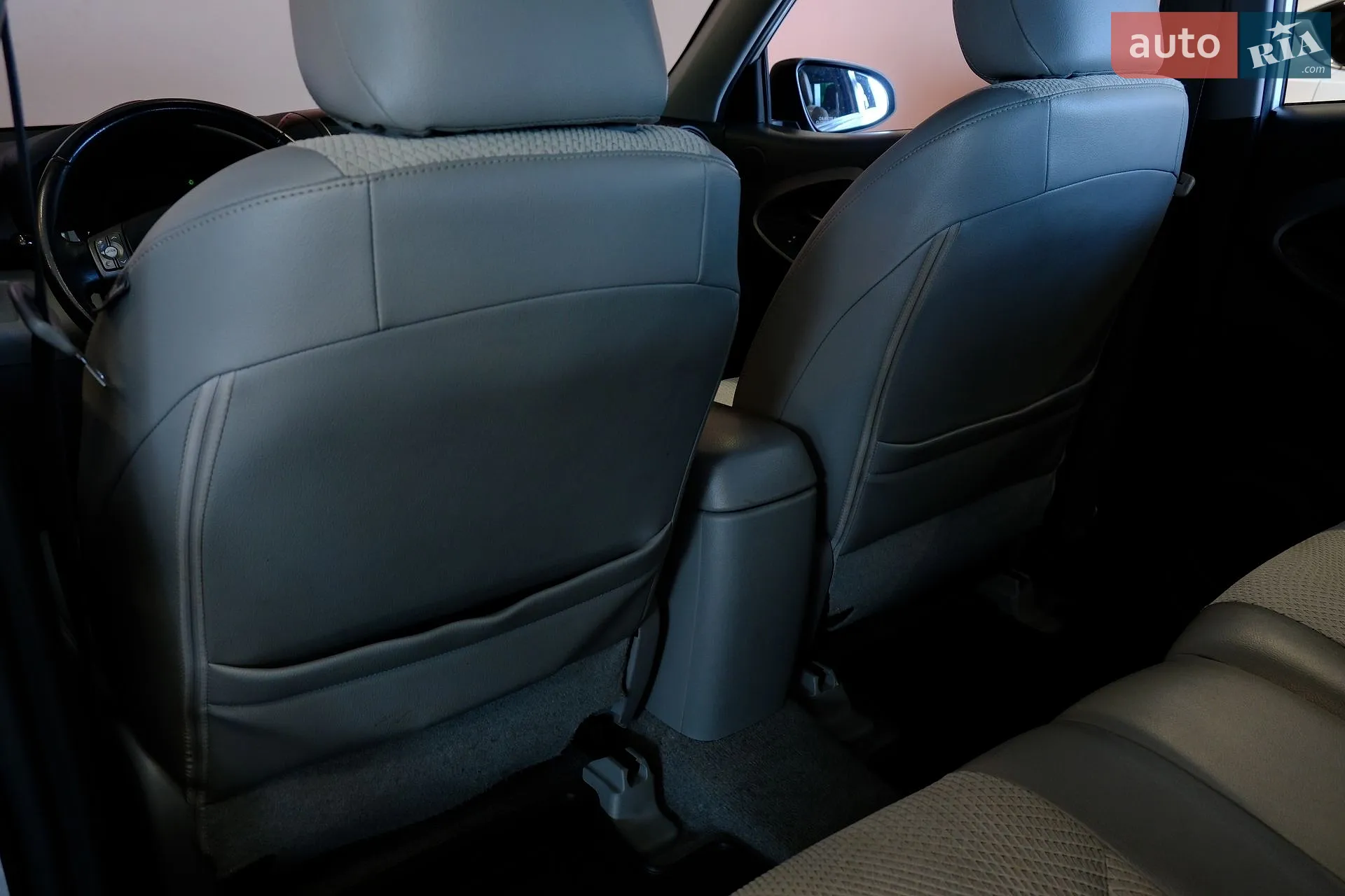 2014 Toyota RAV 4 - мініатюра 28
