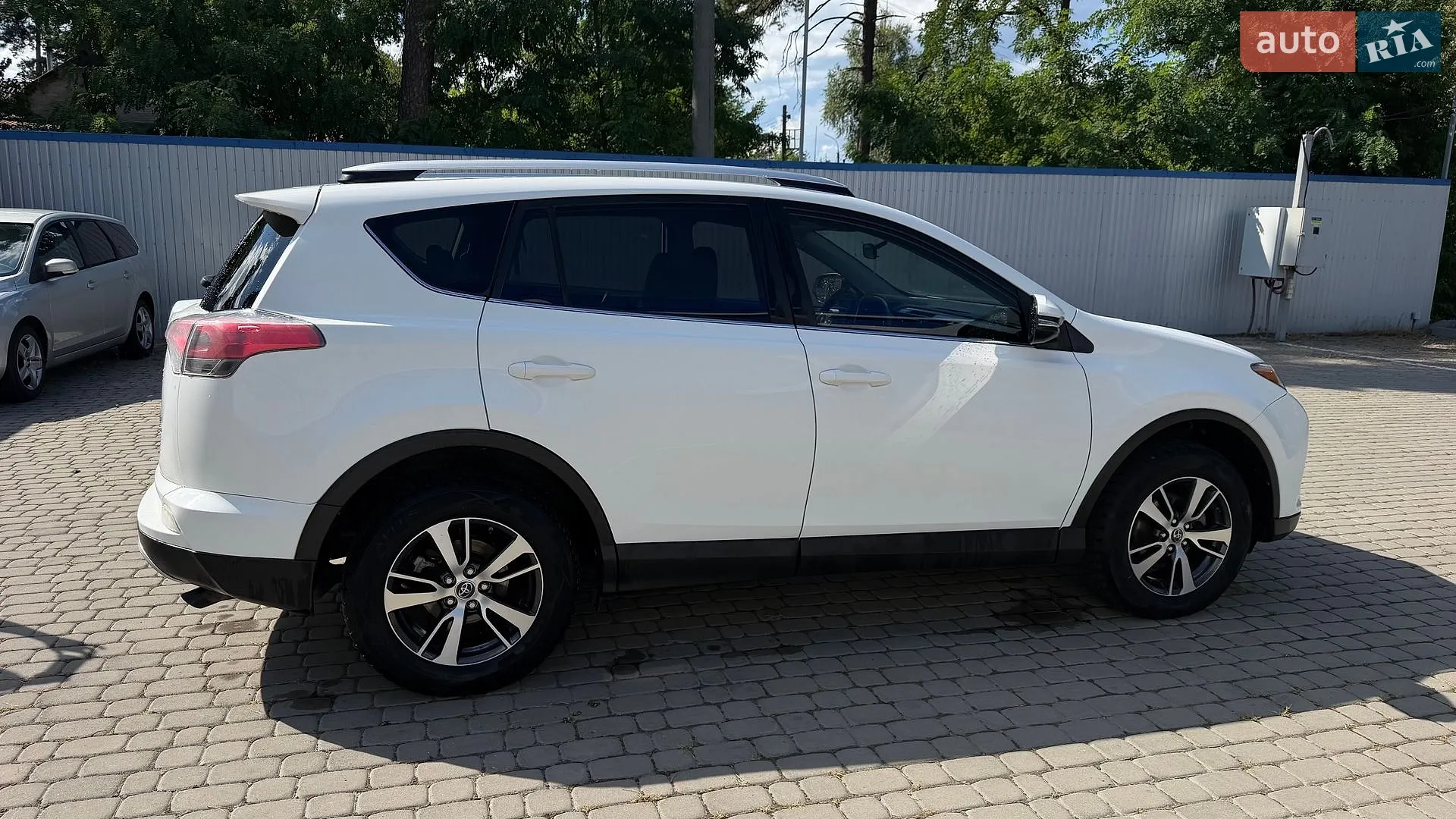 2016 Toyota RAV 4 - мініатюра 5