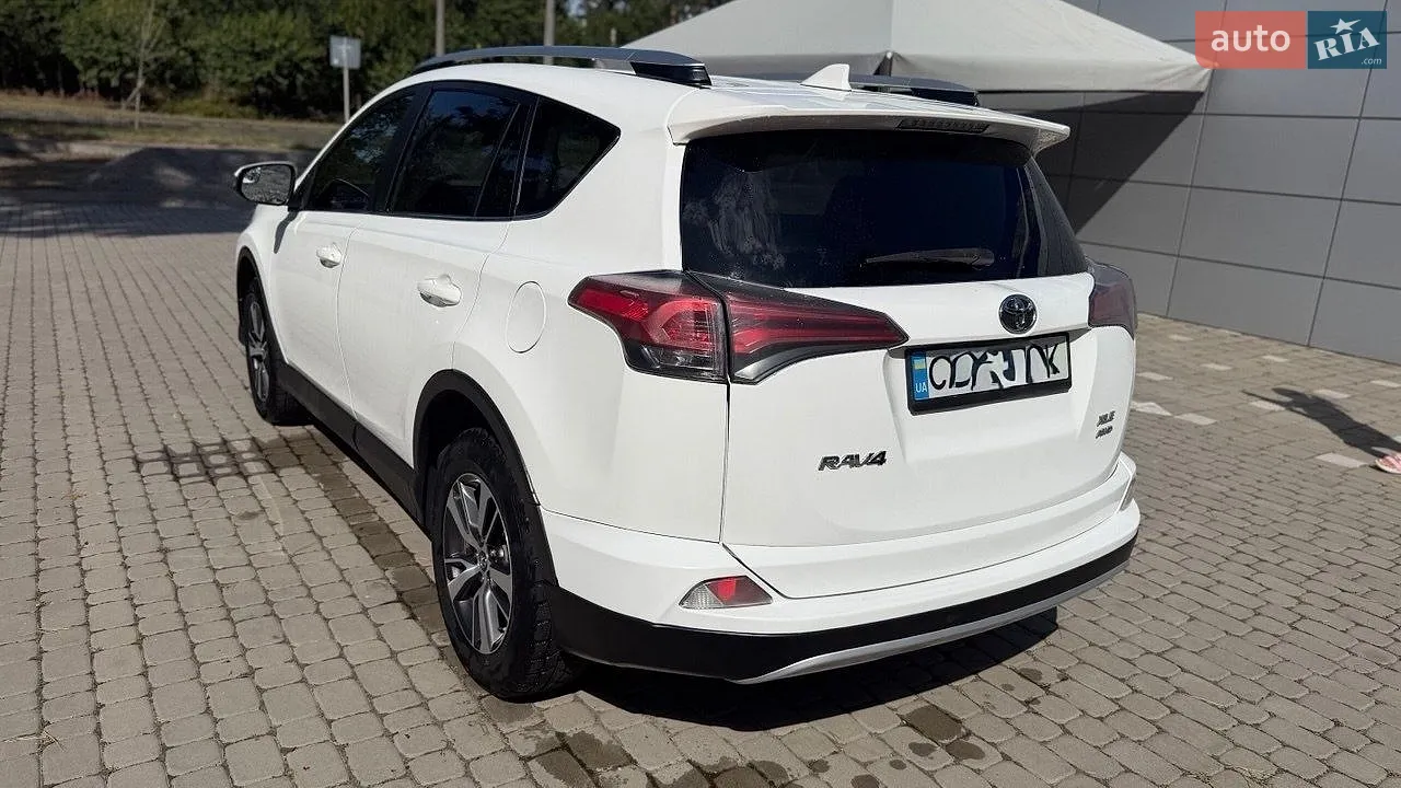 2016 Toyota RAV 4 - мініатюра 2