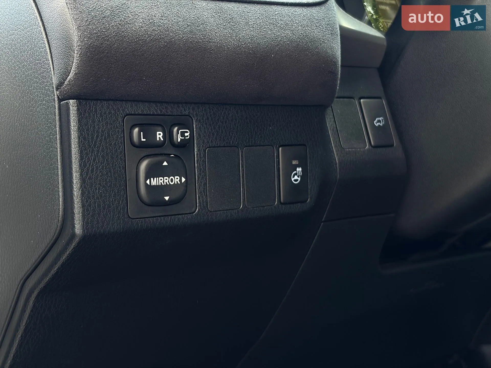 2017 Toyota RAV 4 - мініатюра 24