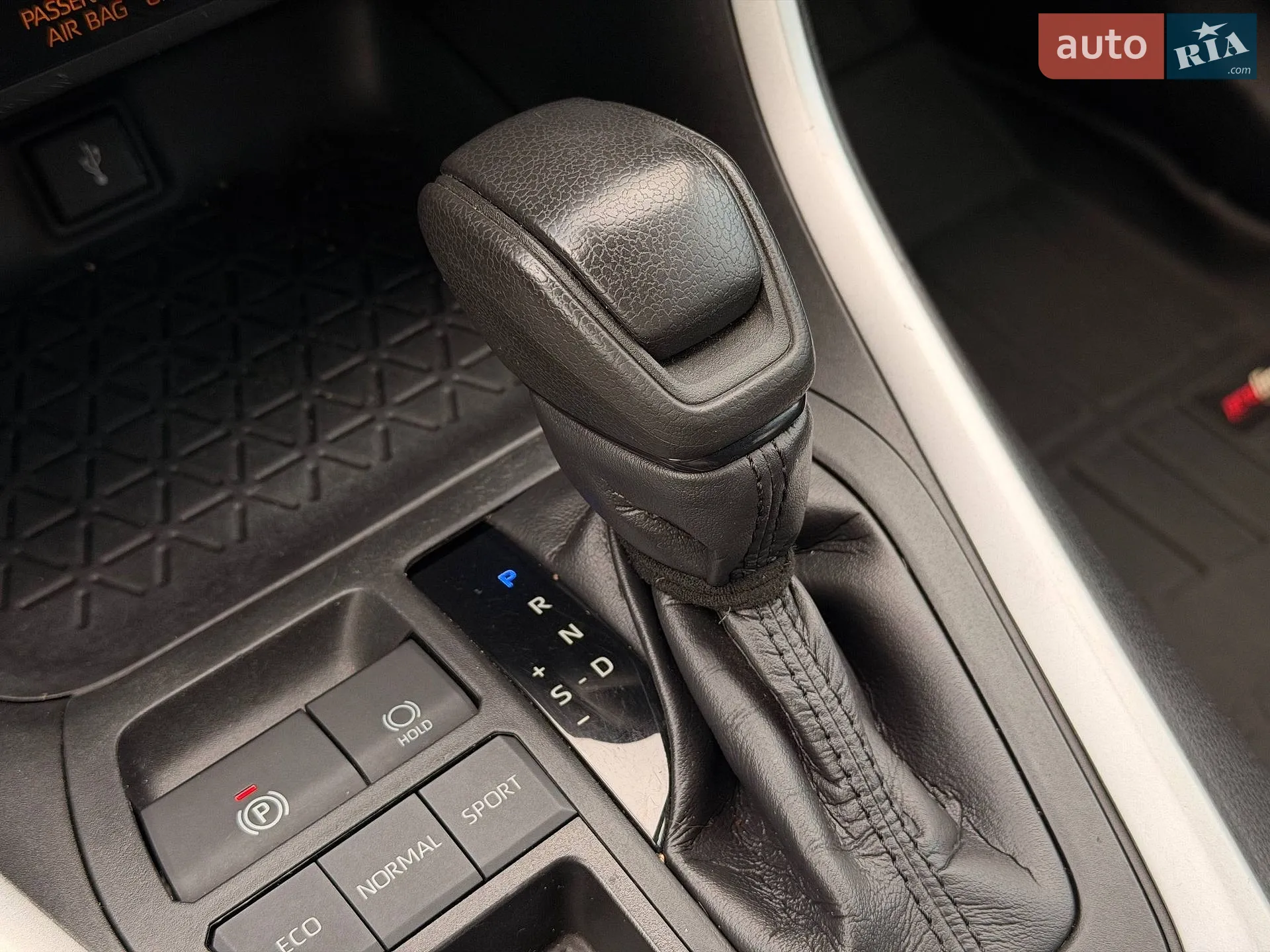 2019 Toyota RAV 4 - мініатюра 82