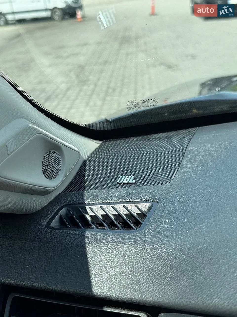 2019 Toyota RAV 4 - мініатюра 9