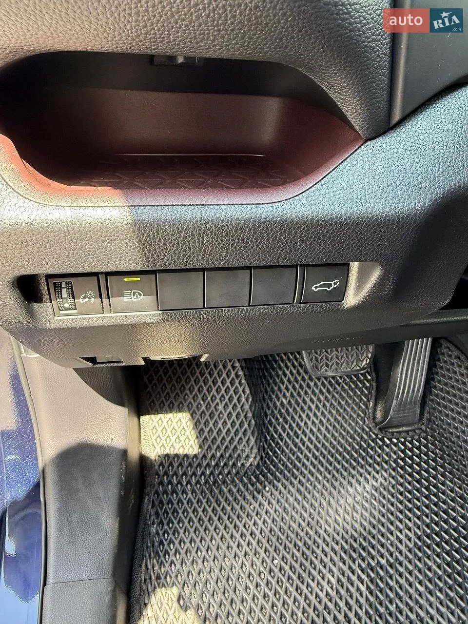 2019 Toyota RAV 4 - мініатюра 15