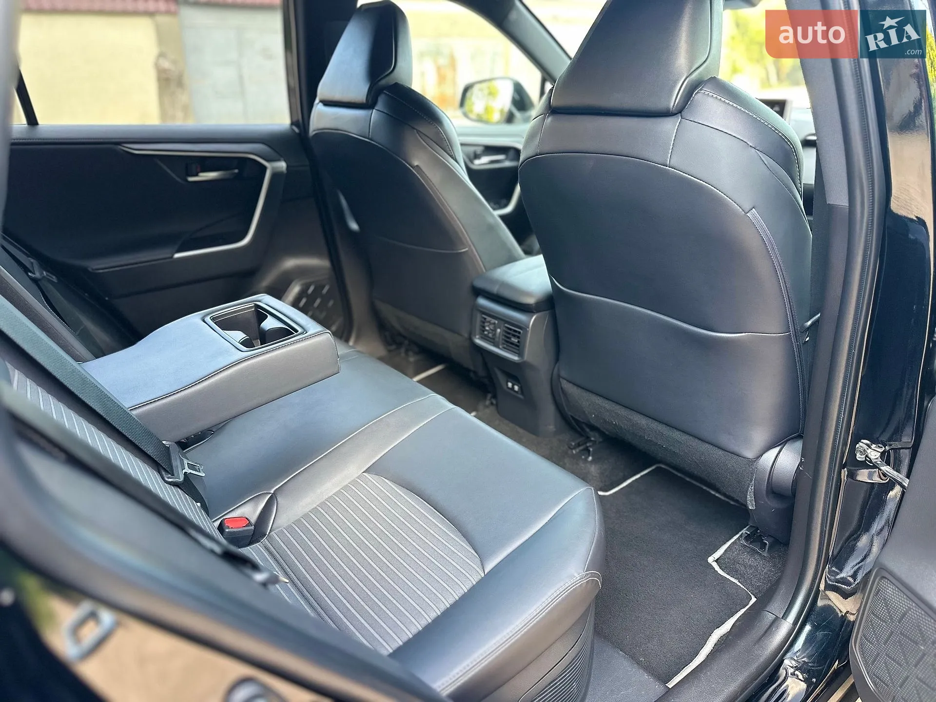 2021 Toyota RAV 4 - мініатюра 58