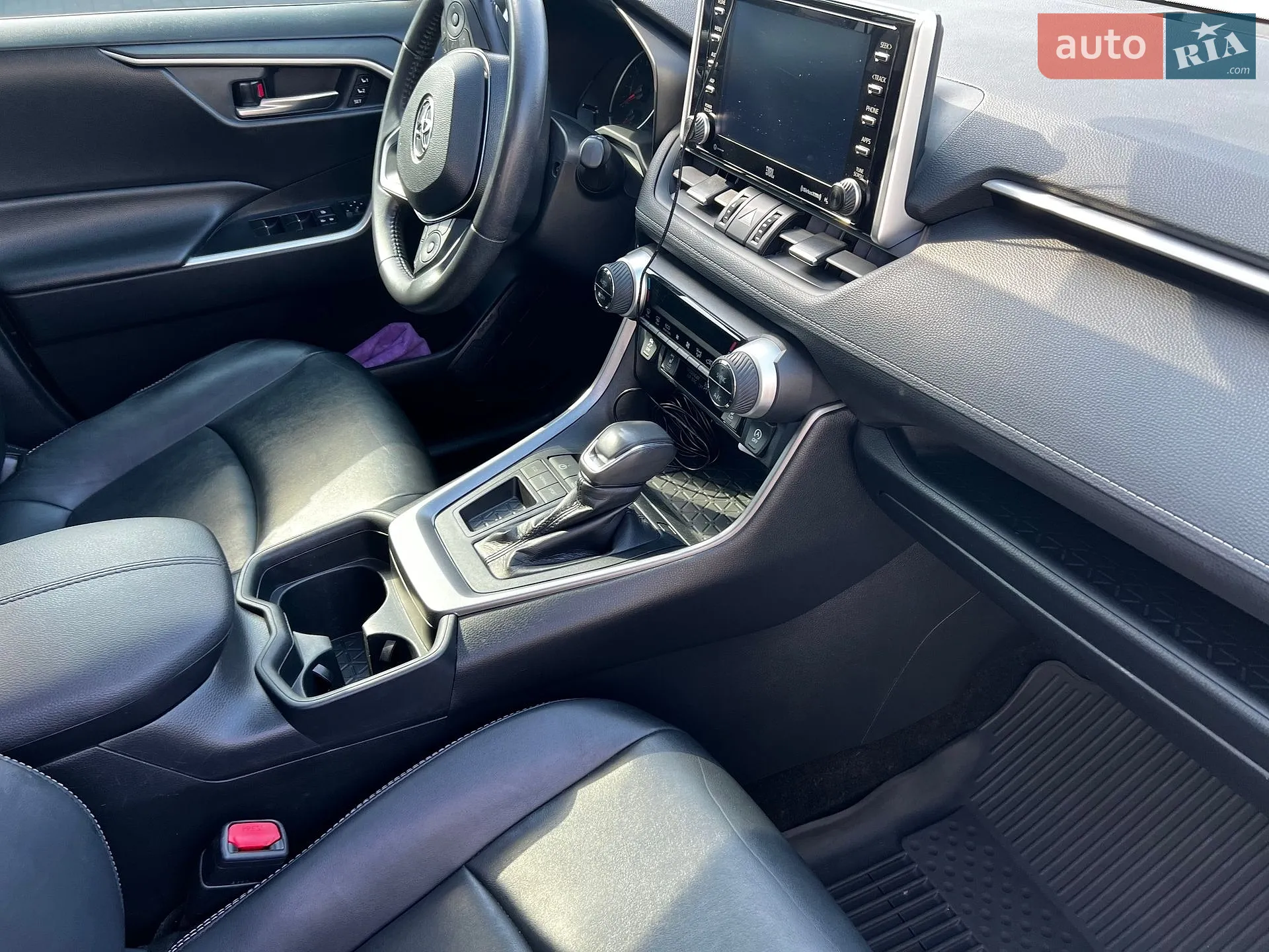 2019 Toyota RAV 4 - мініатюра 13