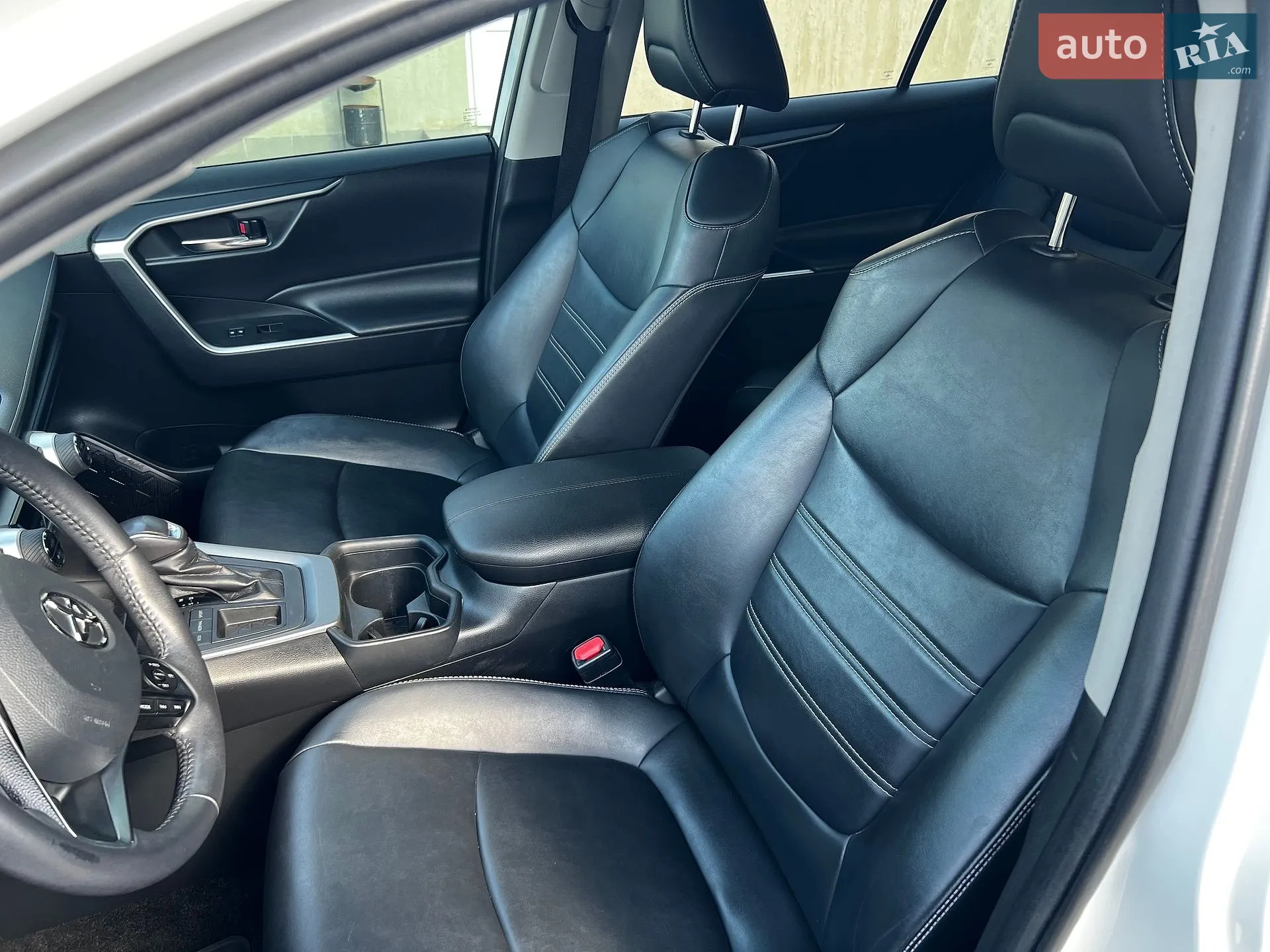 2019 Toyota RAV 4 - мініатюра 15
