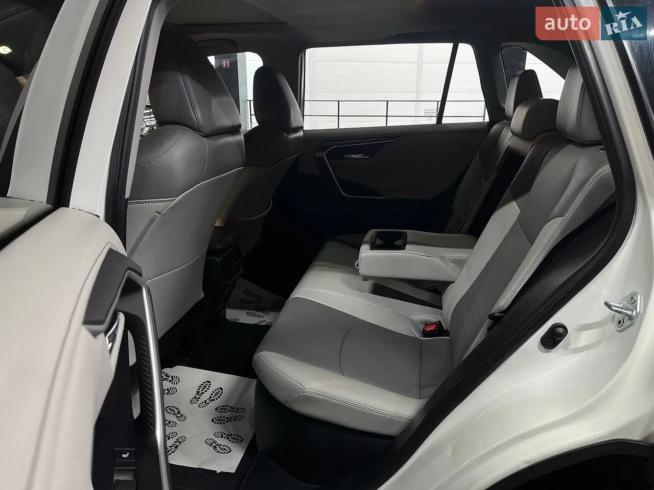 2020 Toyota RAV 4 - мініатюра 15