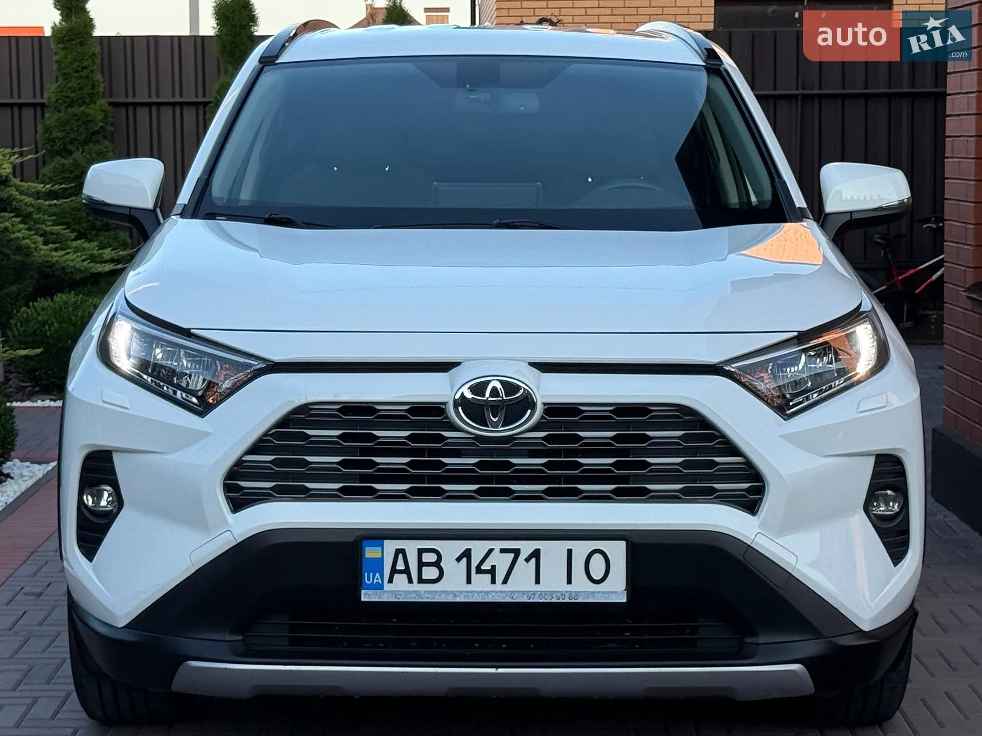 2019 Toyota RAV 4 - мініатюра 19