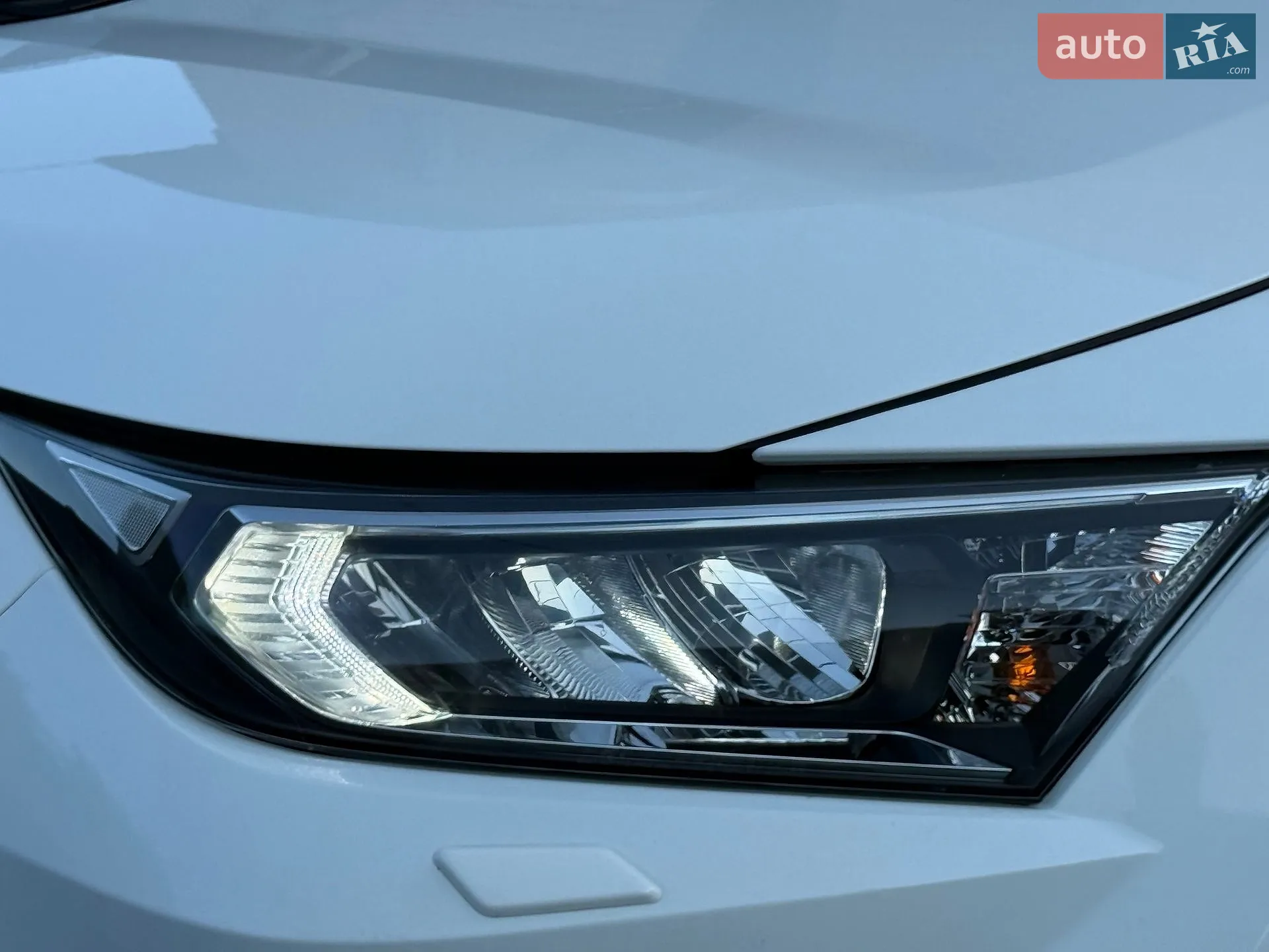 2019 Toyota RAV 4 - мініатюра 28