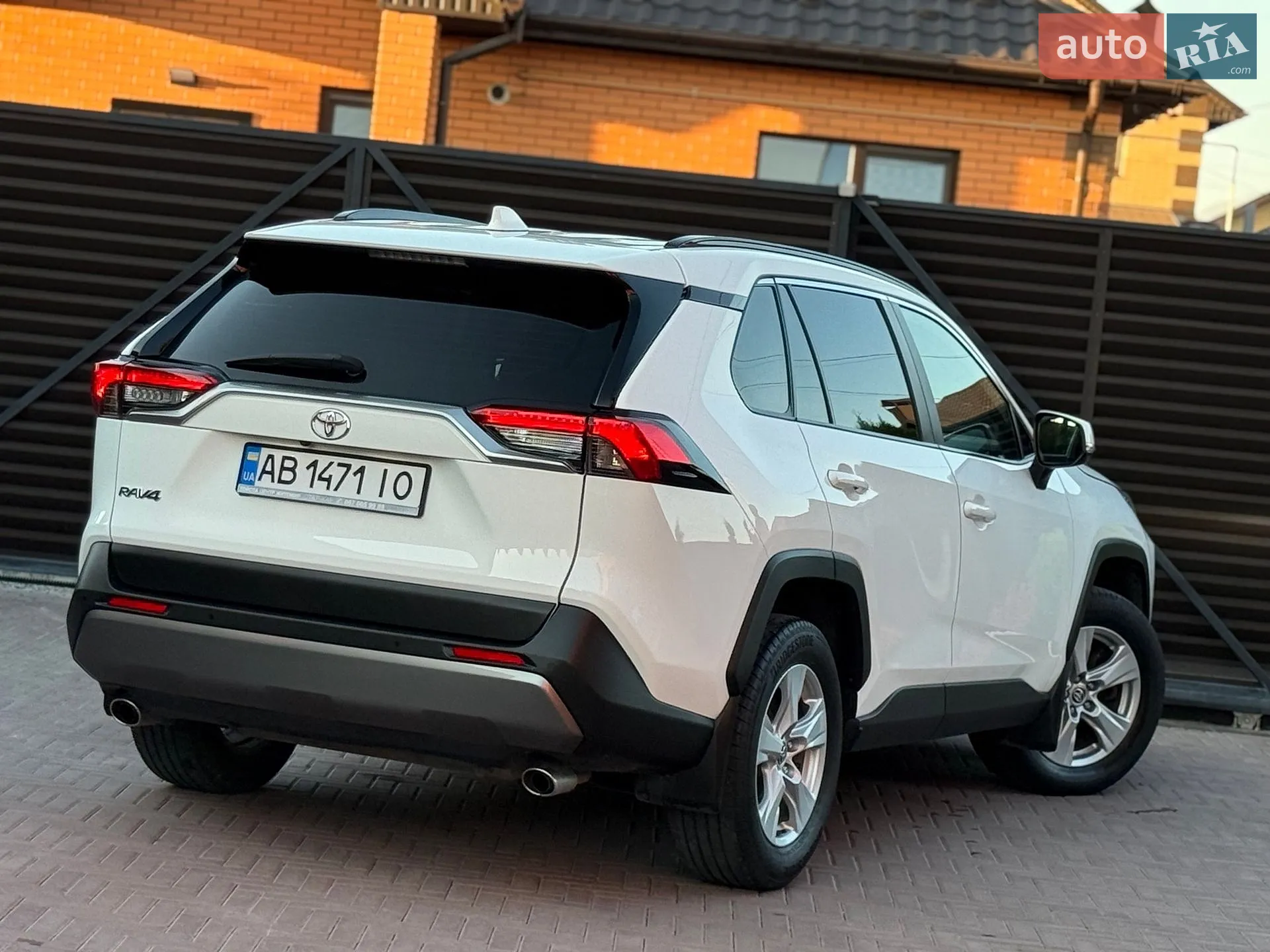 2019 Toyota RAV 4 - мініатюра 27