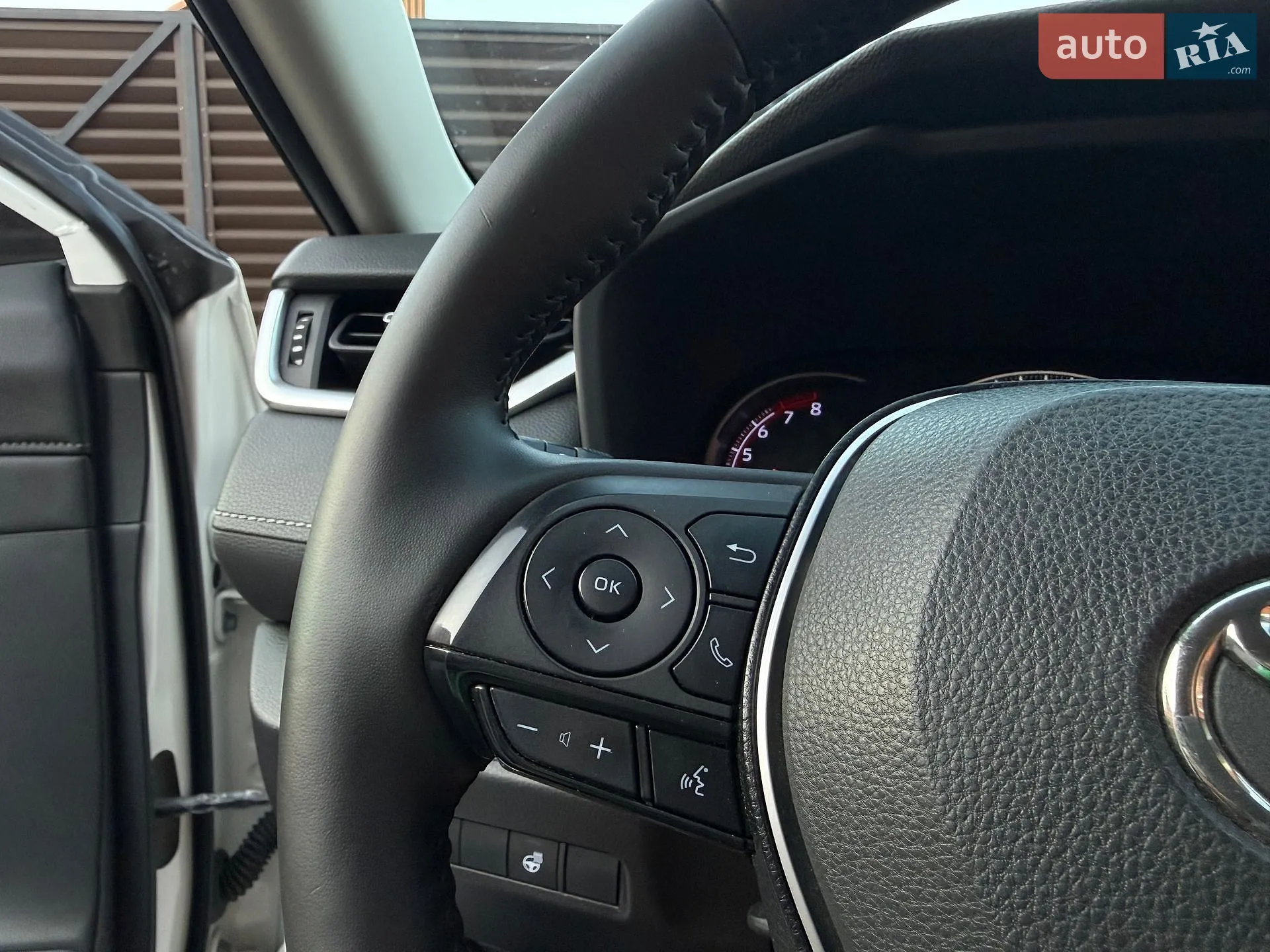 2019 Toyota RAV 4 - мініатюра 58