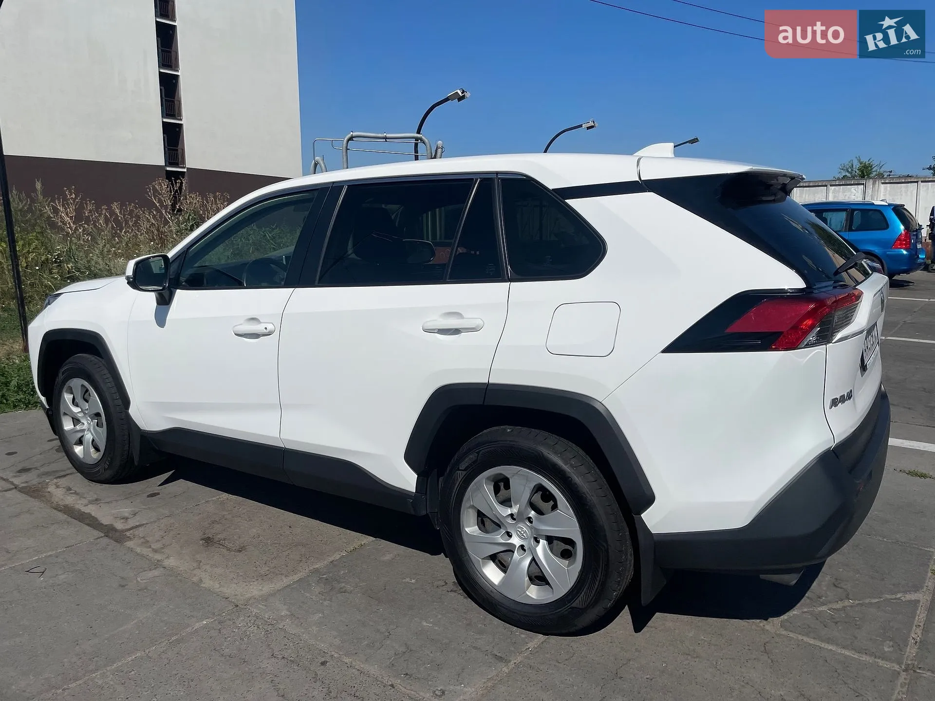 2019 Toyota RAV 4 - фото 1