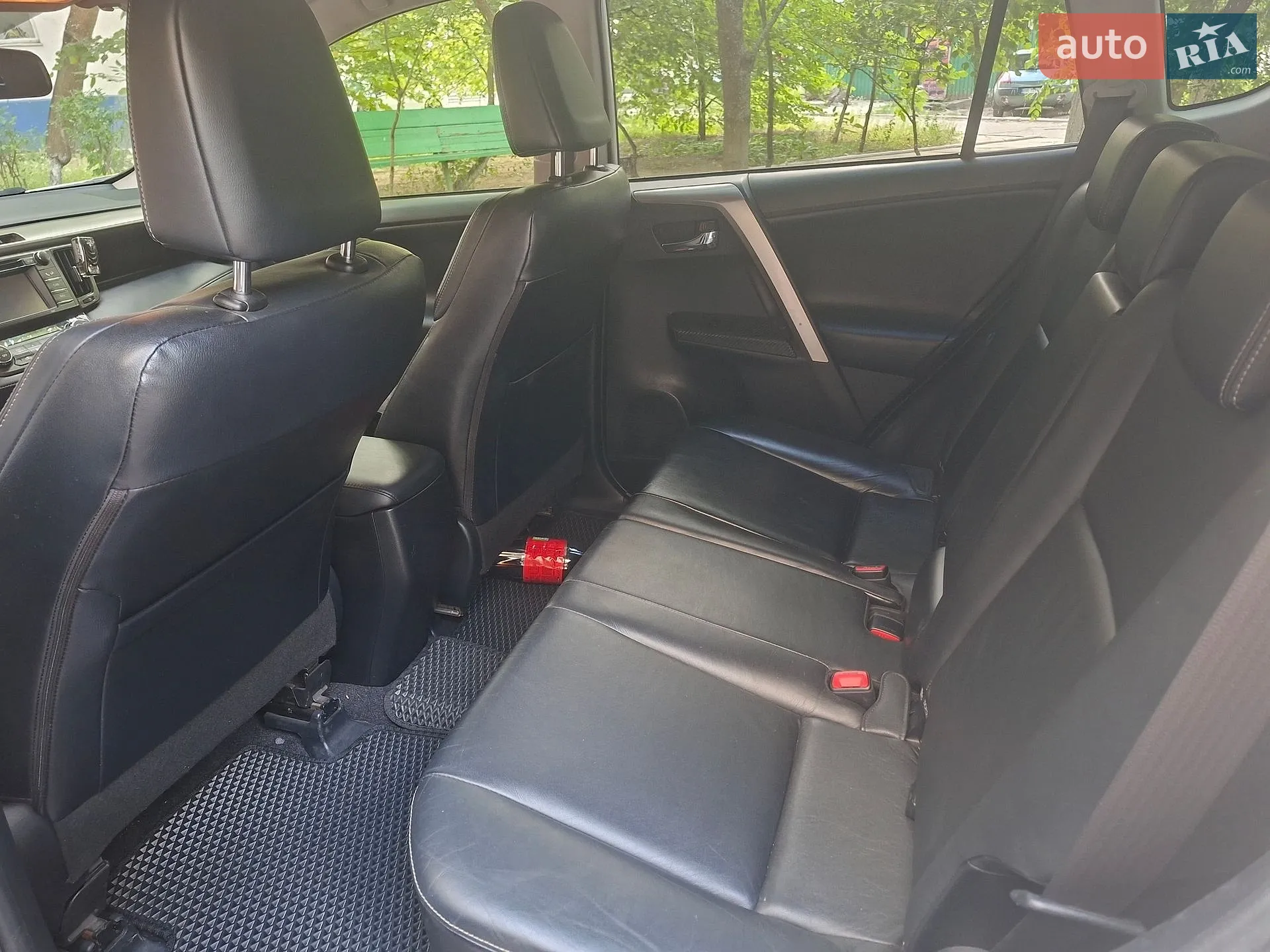 2013 Toyota RAV 4 - мініатюра 7