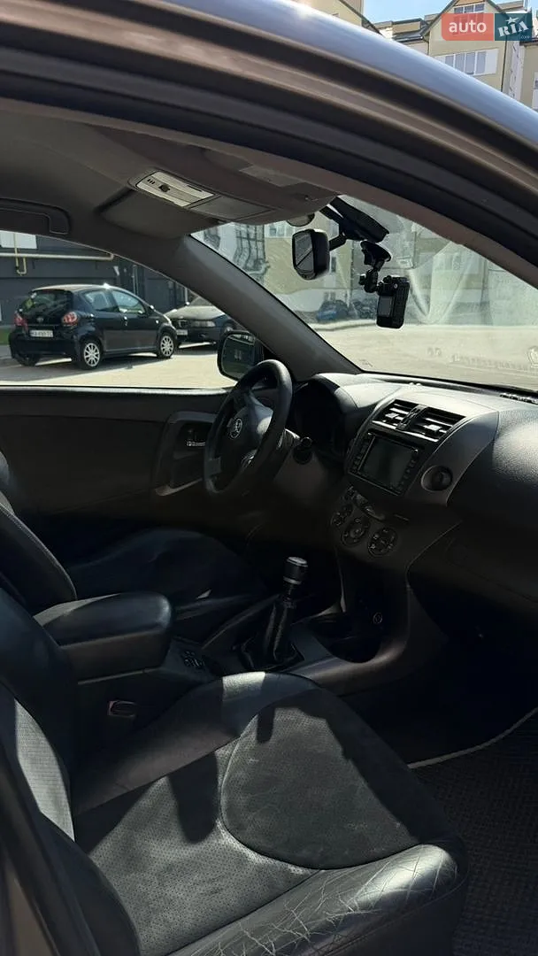 2010 Toyota RAV 4 - мініатюра 11