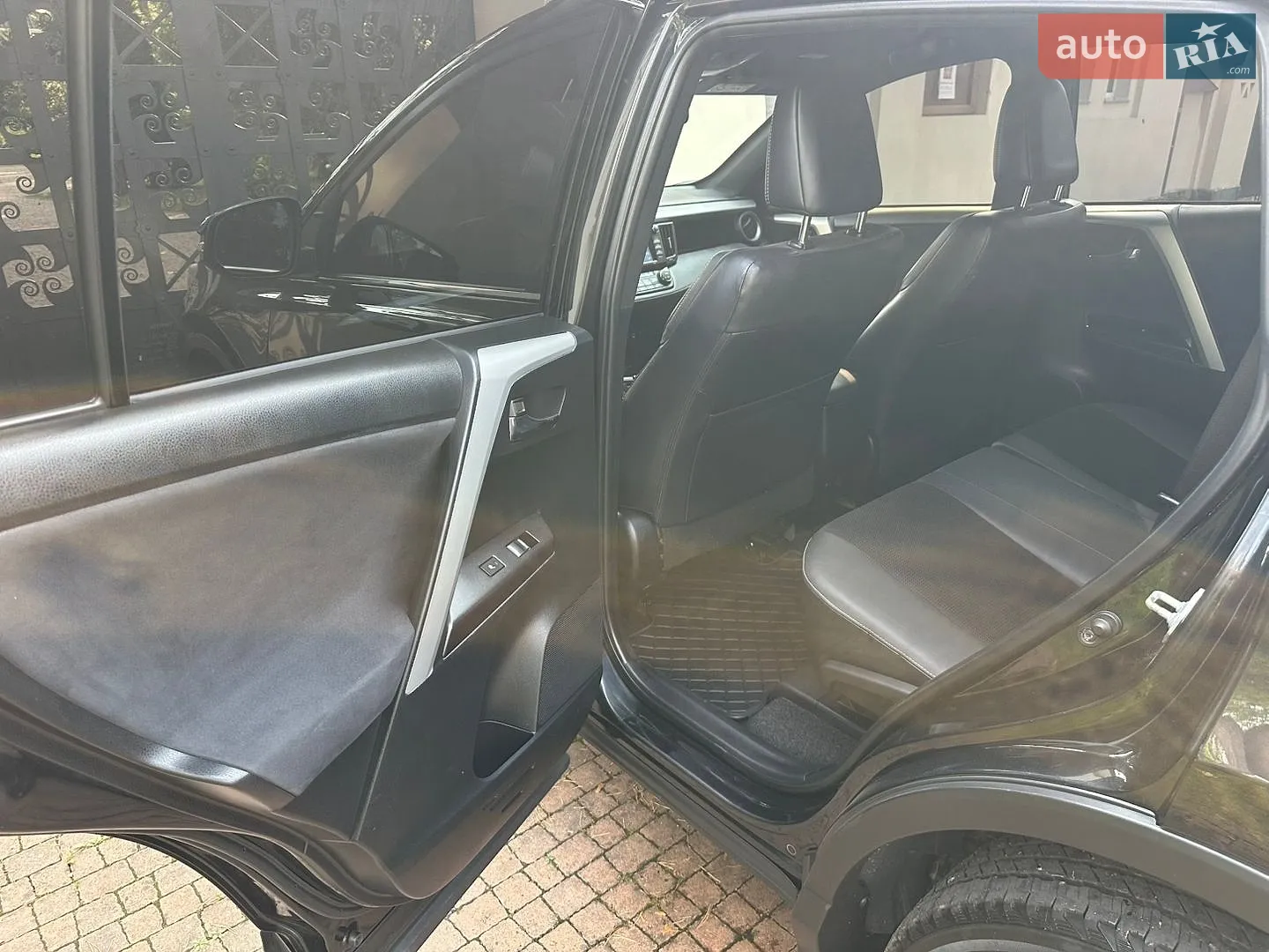 2016 Toyota RAV 4 - мініатюра 96