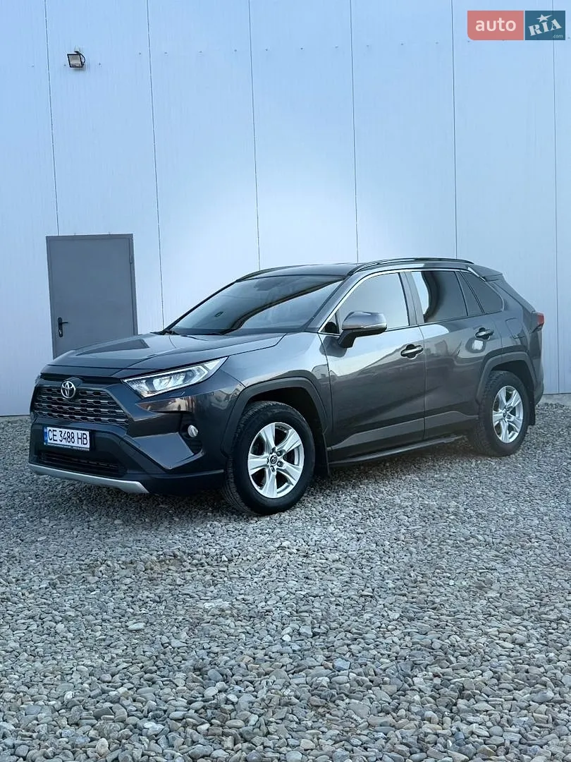 2019 Toyota RAV 4 - фото 1