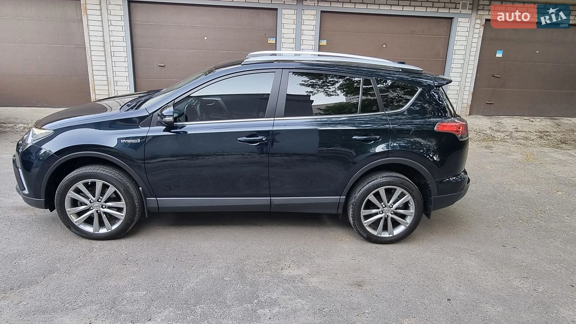 2017 Toyota RAV 4 - мініатюра 9