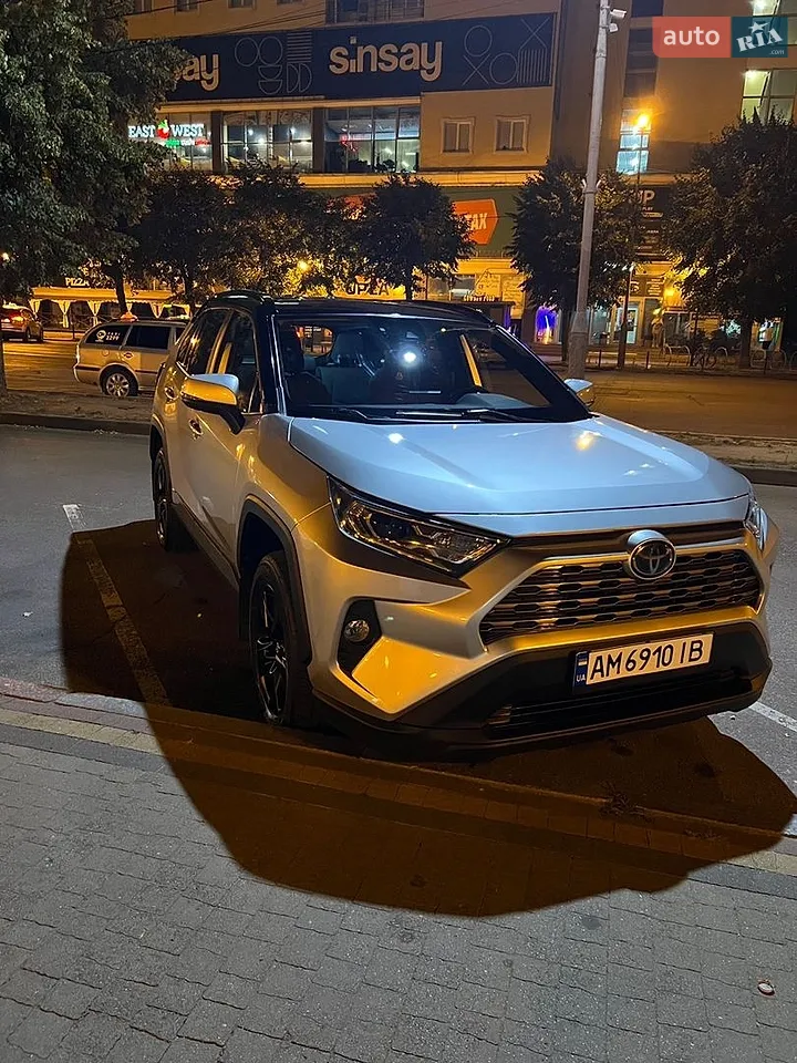 2019 Toyota RAV 4 - мініатюра 11