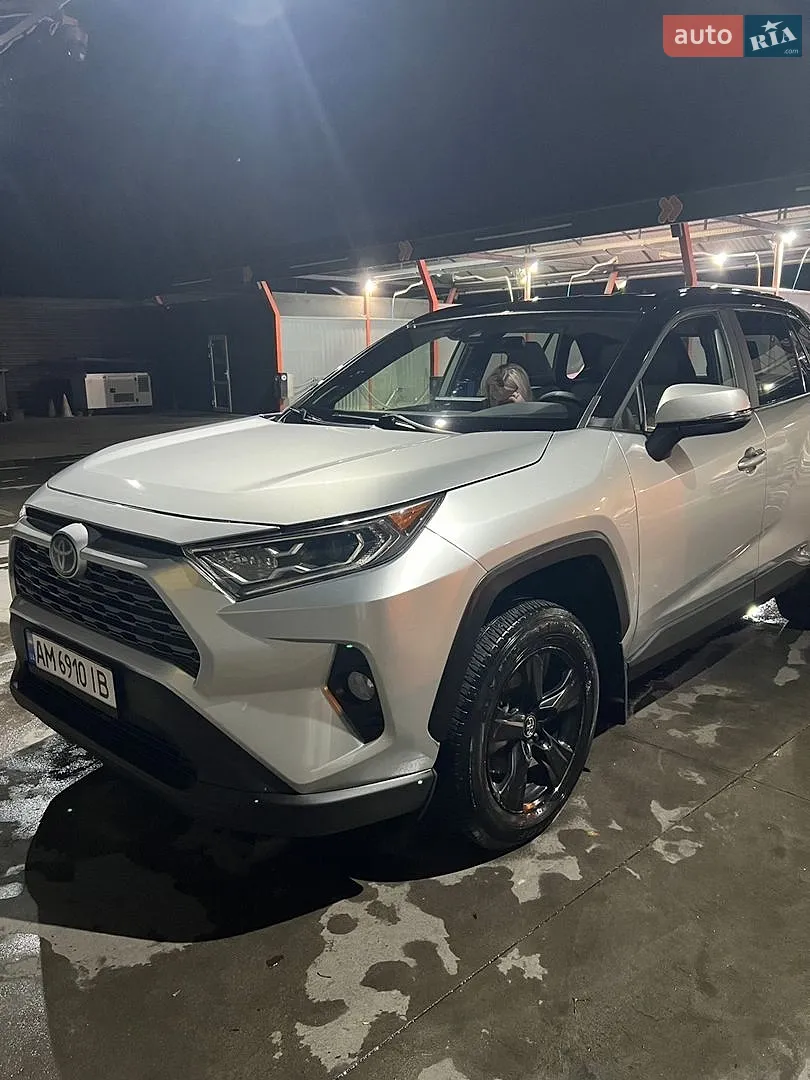 2020 Toyota RAV 4 - мініатюра 4