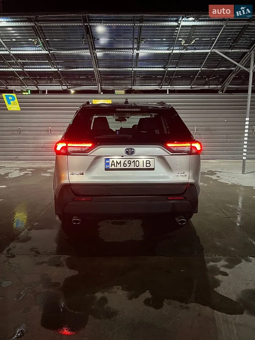 2020 Toyota RAV 4 - мініатюра 7