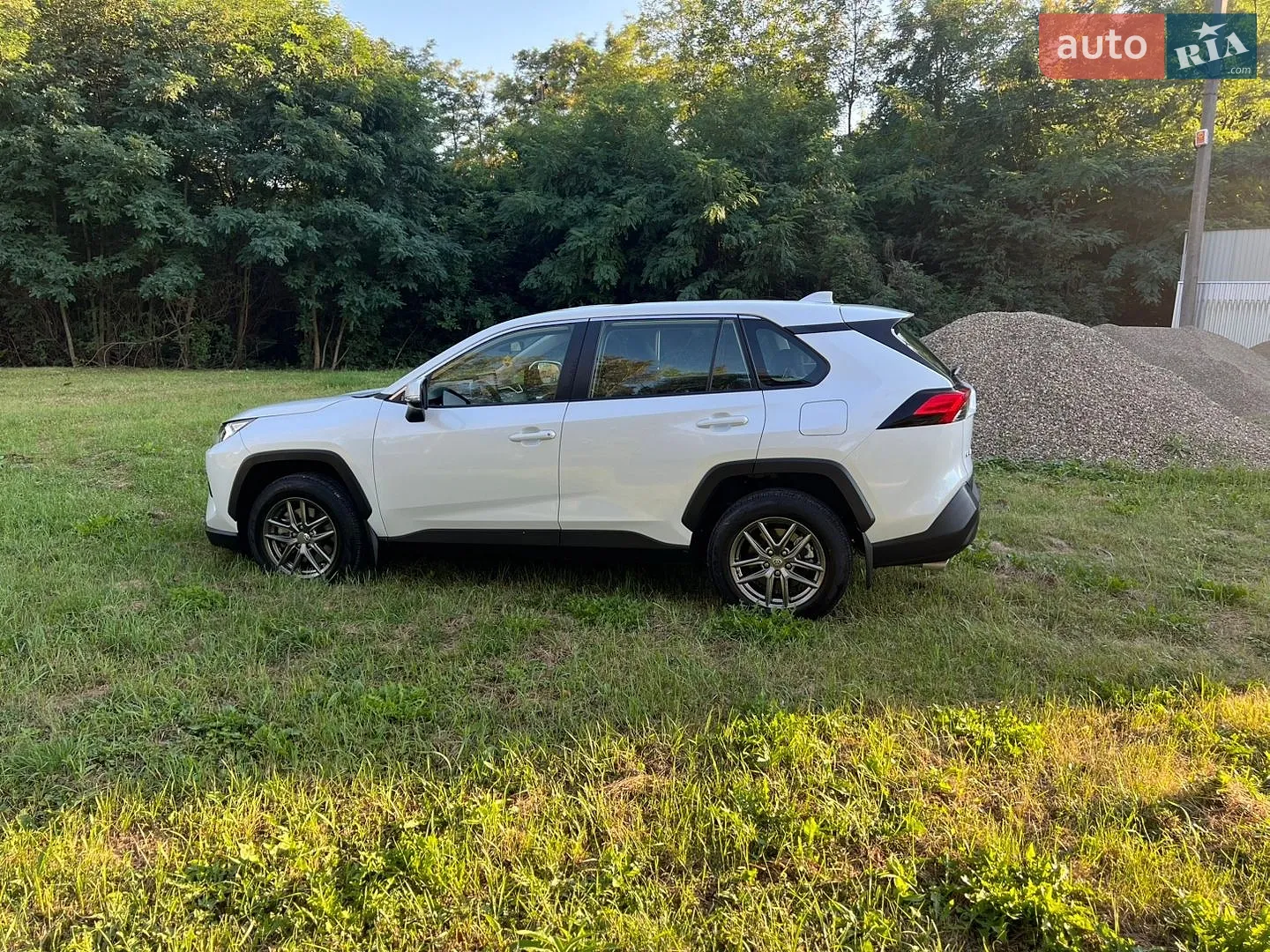 2023 Toyota RAV 4 - мініатюра 8