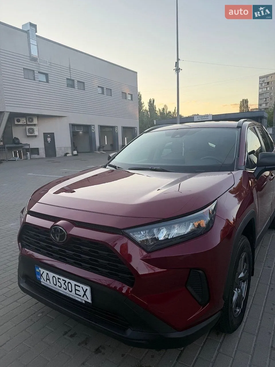 2020 Toyota RAV 4 - мініатюра 4