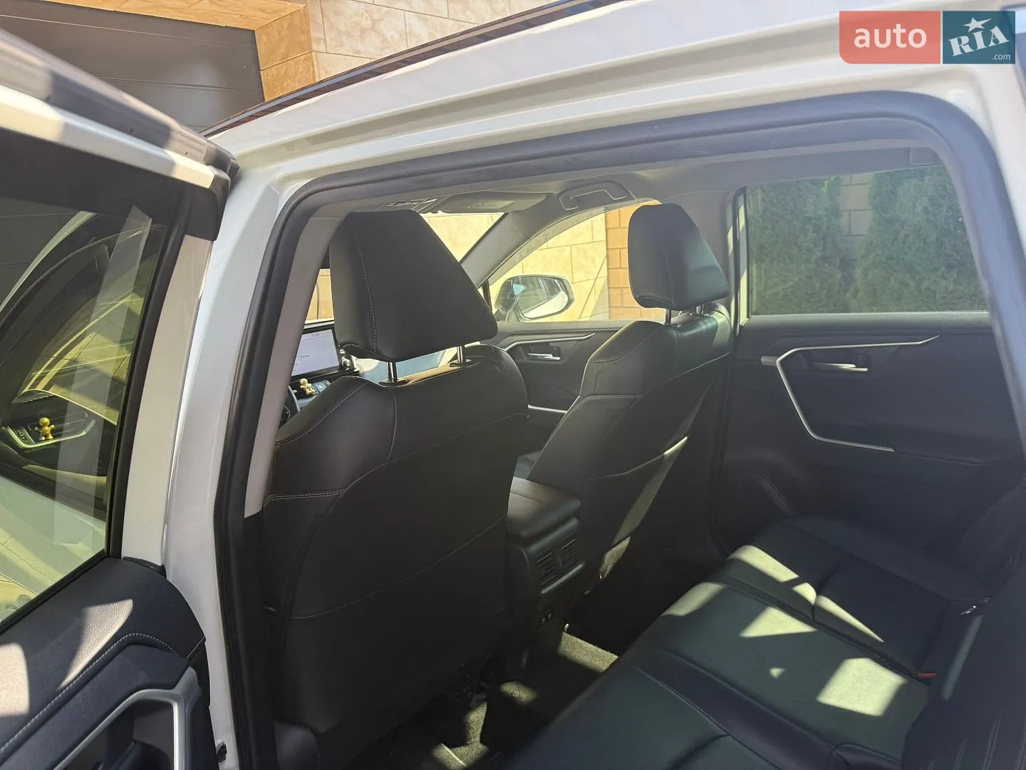 2019 Toyota RAV 4 - мініатюра 15