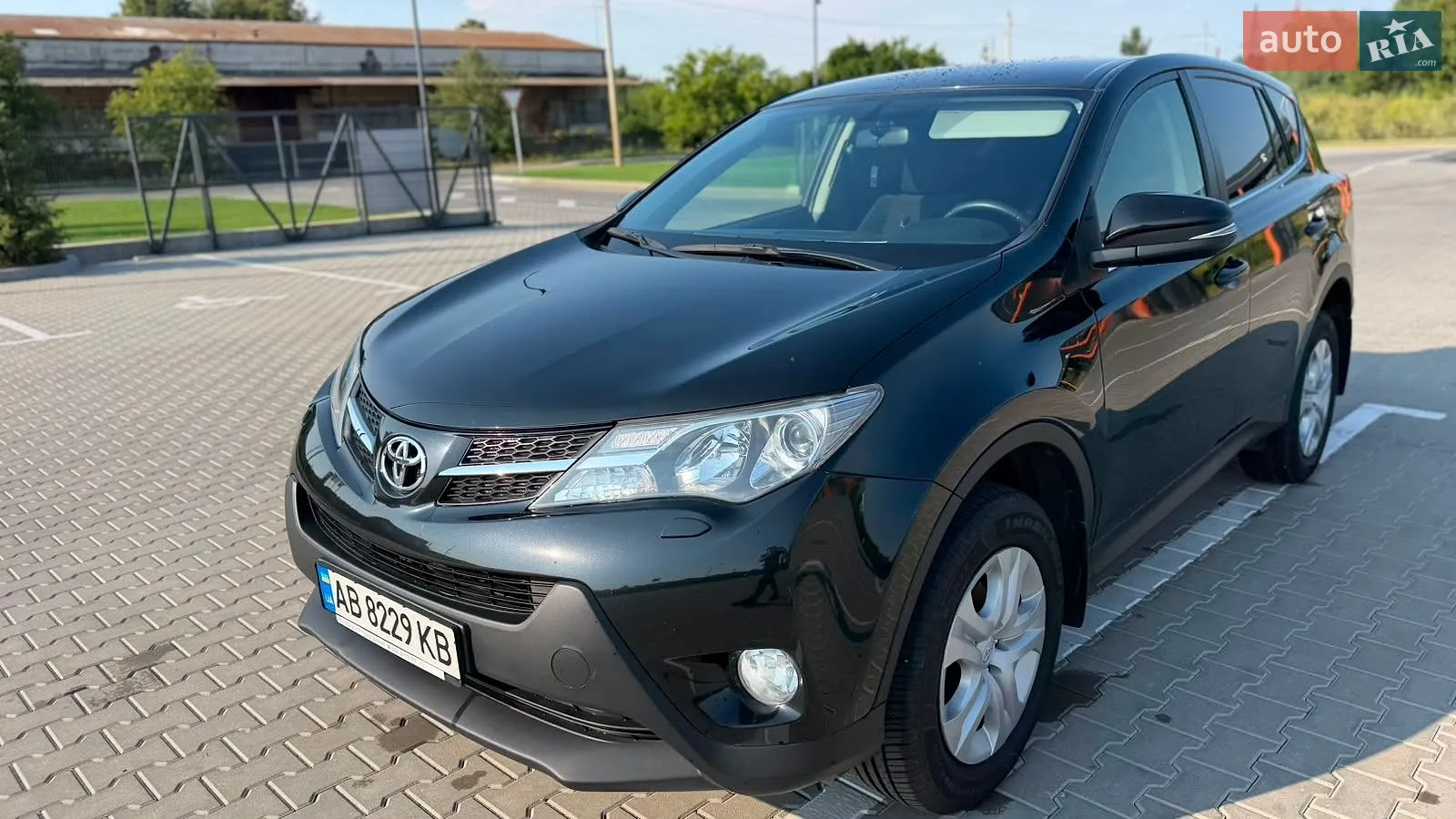 2015 Toyota RAV 4 - мініатюра 8