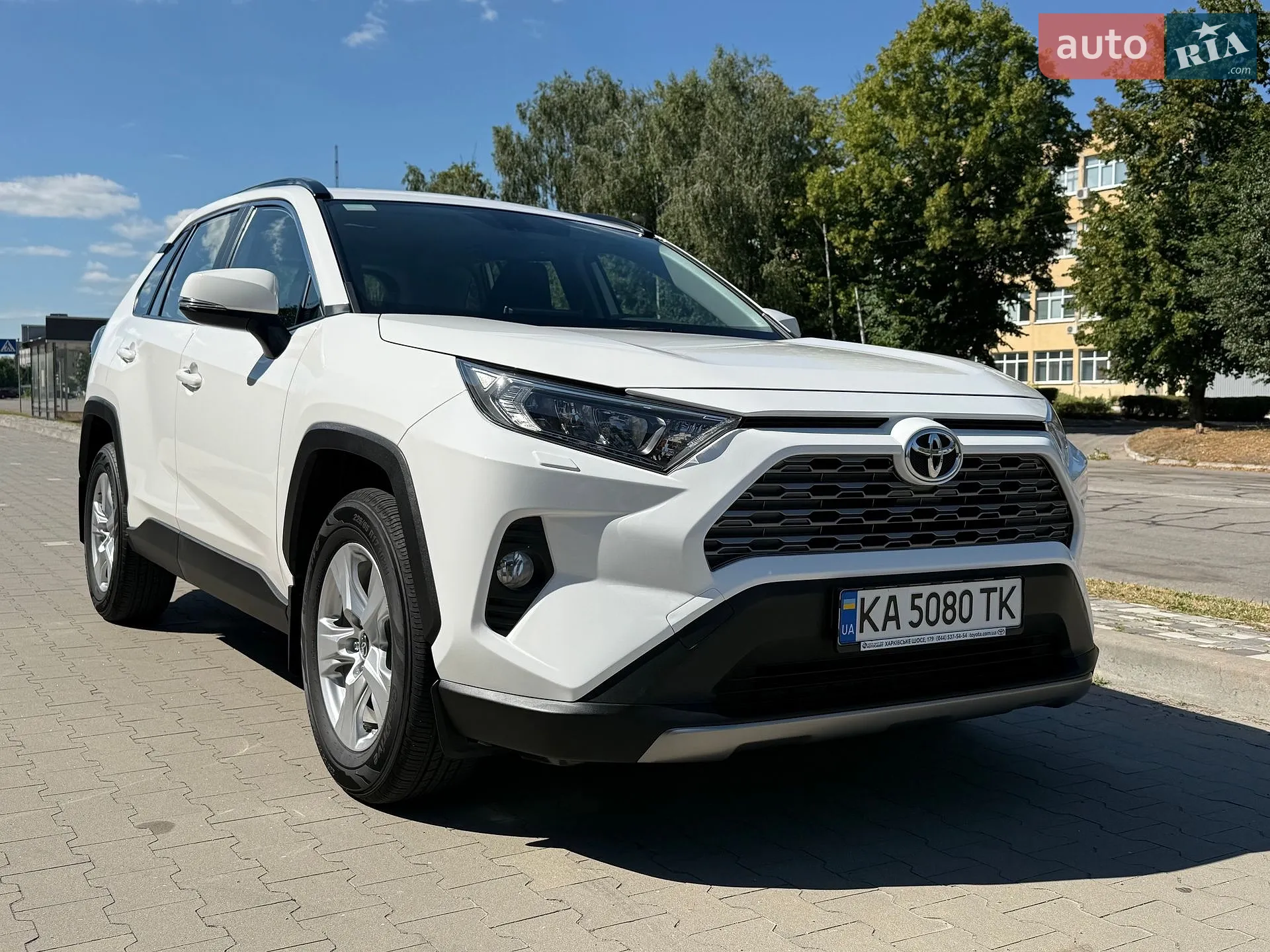 2019 Toyota RAV 4 - мініатюра 9