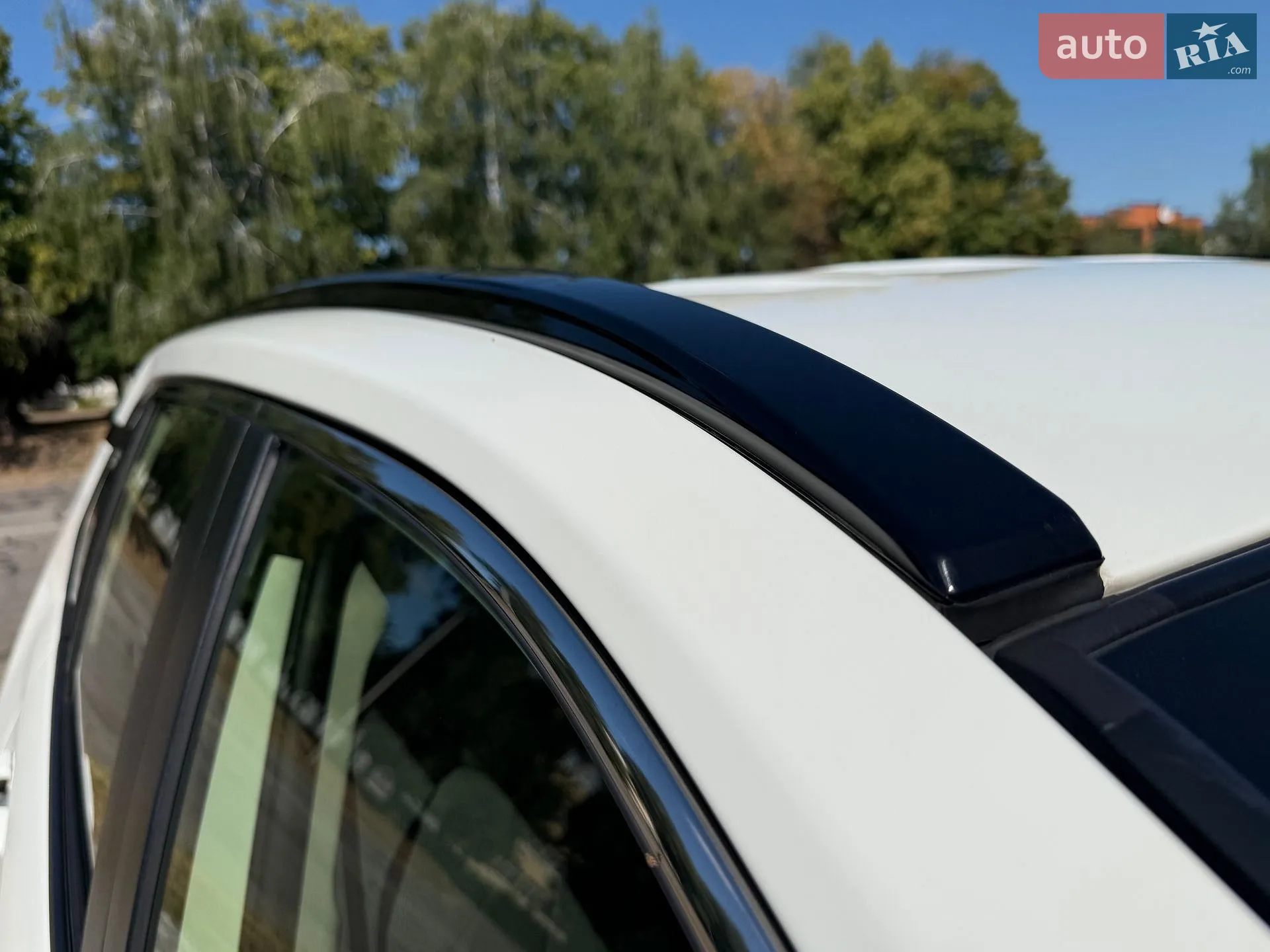 2019 Toyota RAV 4 - мініатюра 17