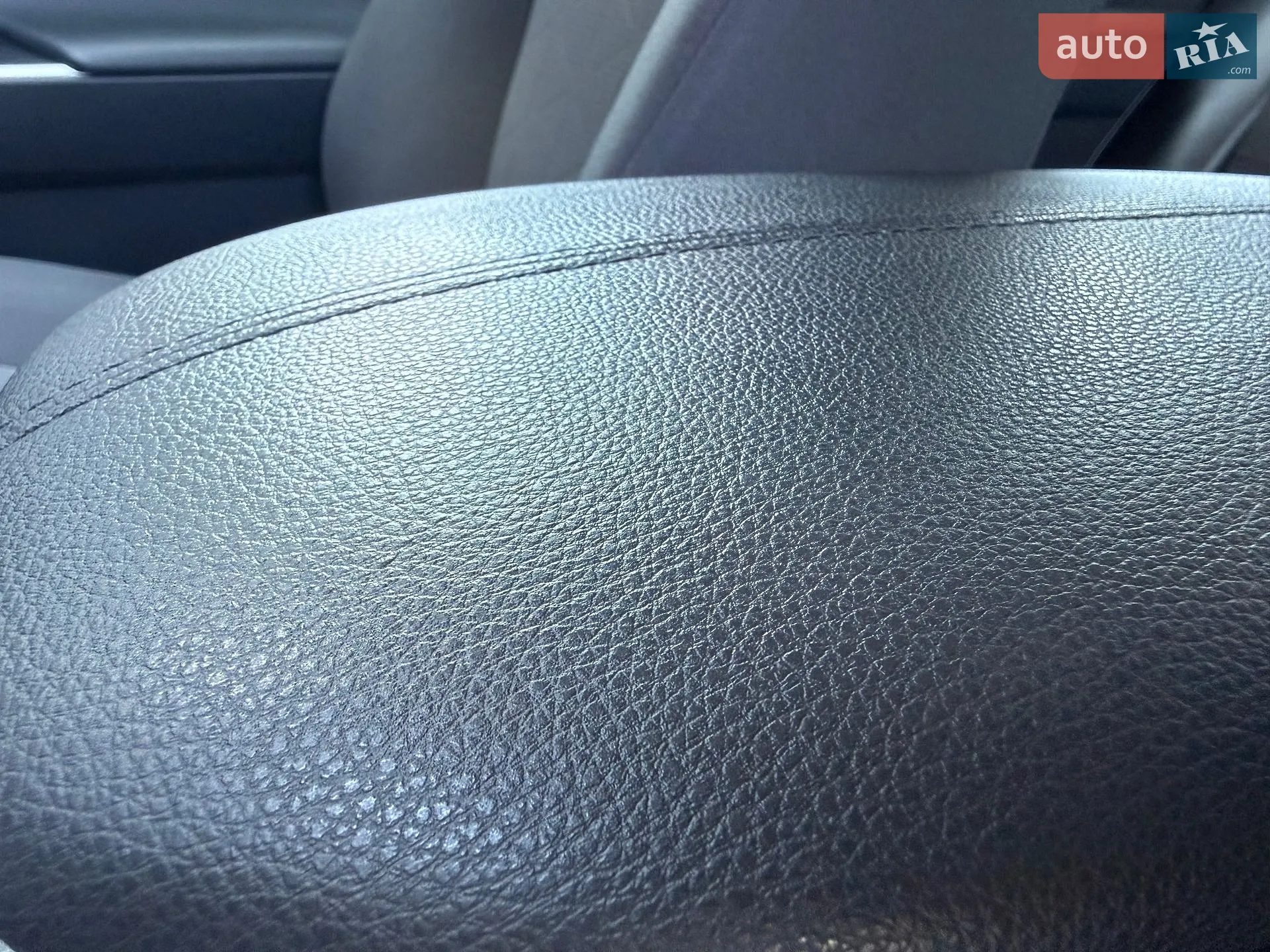 2019 Toyota RAV 4 - мініатюра 42