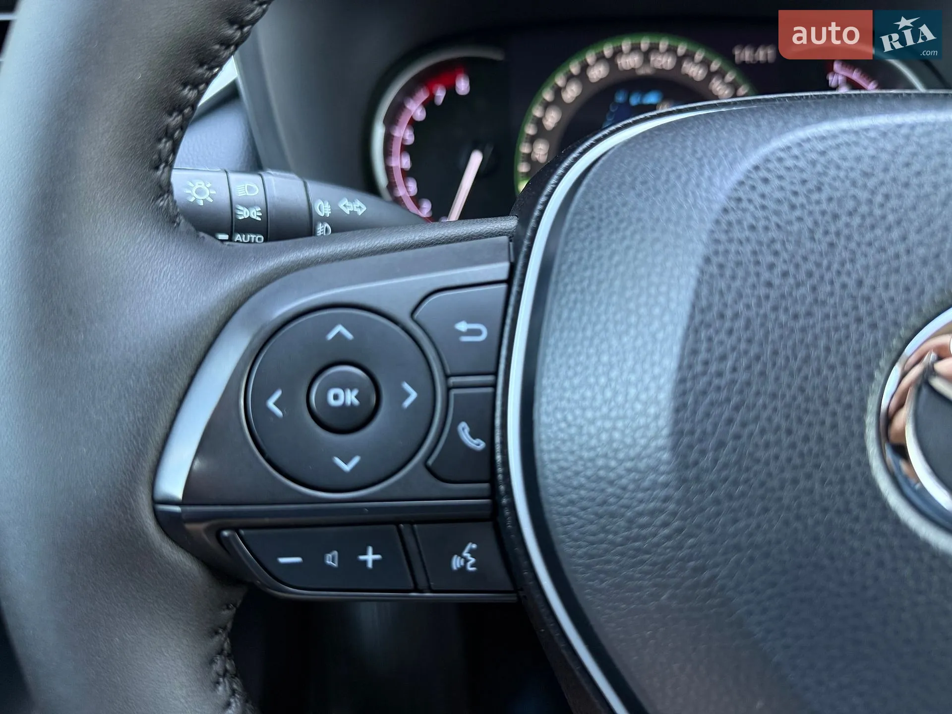 2019 Toyota RAV 4 - мініатюра 64
