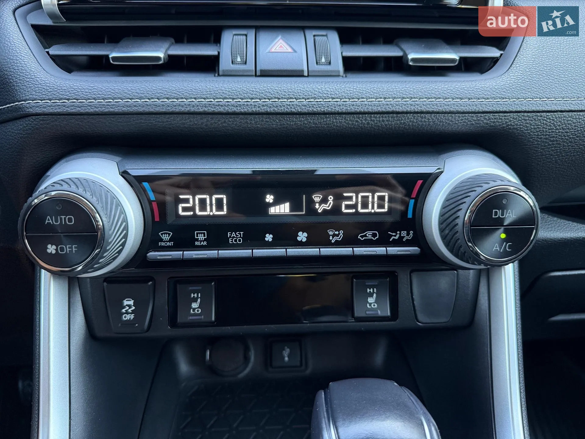 2019 Toyota RAV 4 - мініатюра 76