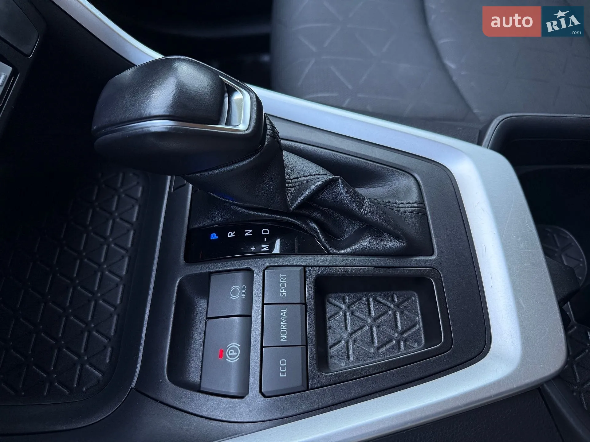 2019 Toyota RAV 4 - мініатюра 81
