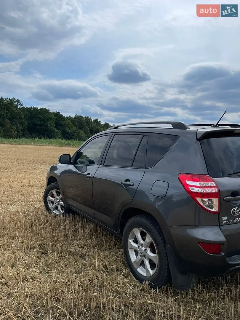 2010 Toyota RAV 4 - мініатюра 3