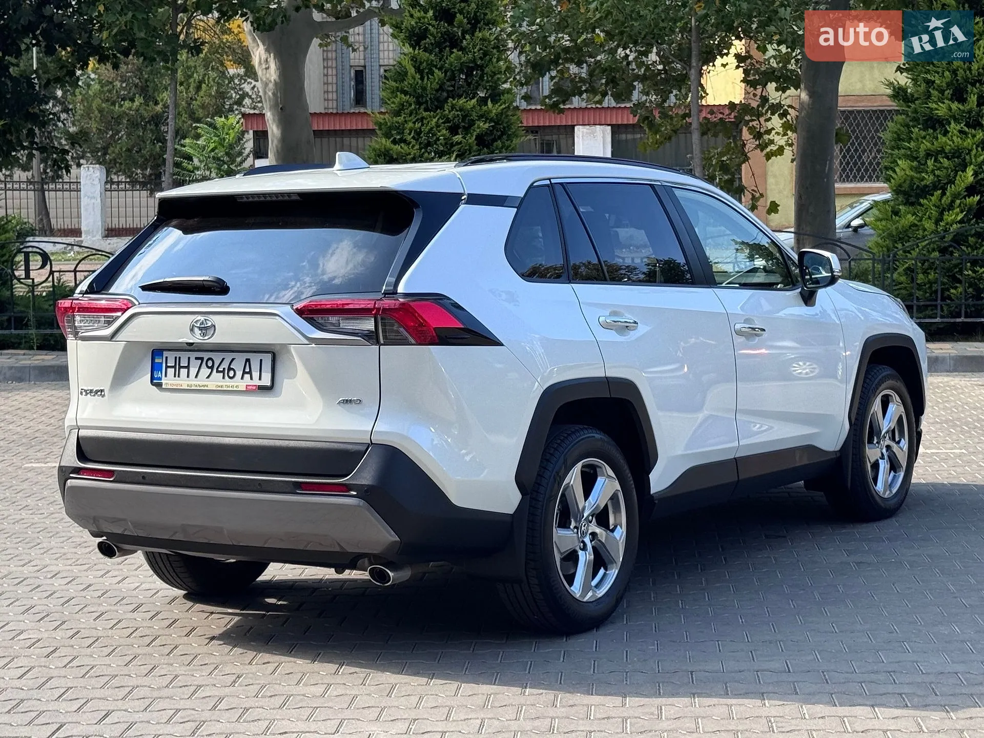 2020 Toyota RAV 4 - мініатюра 5