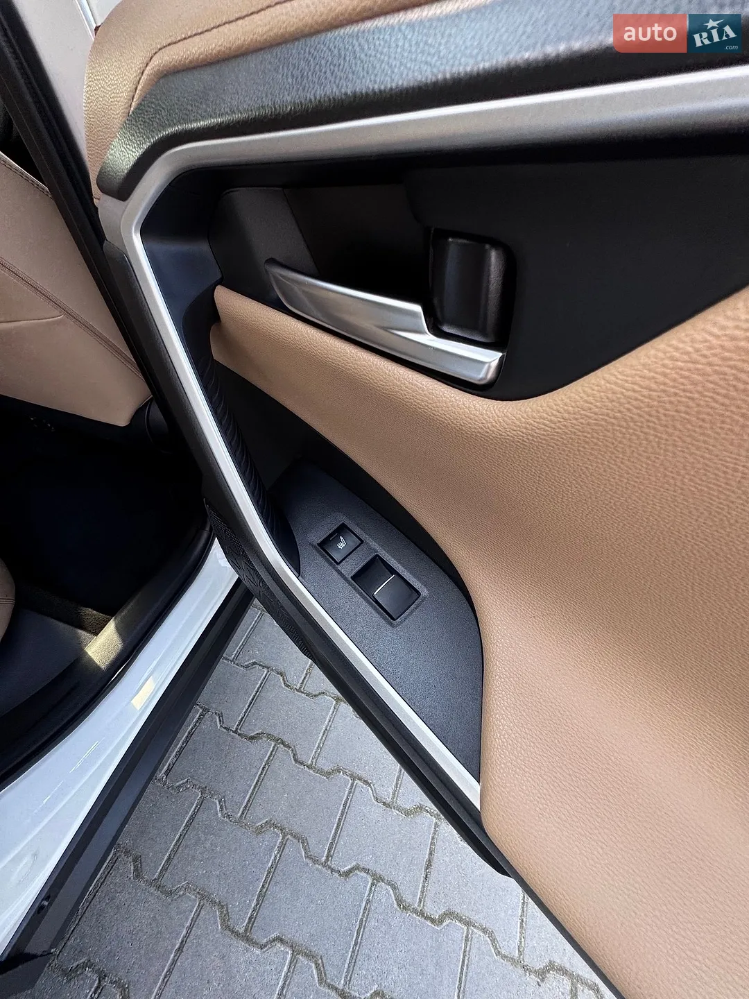 2020 Toyota RAV 4 - мініатюра 39