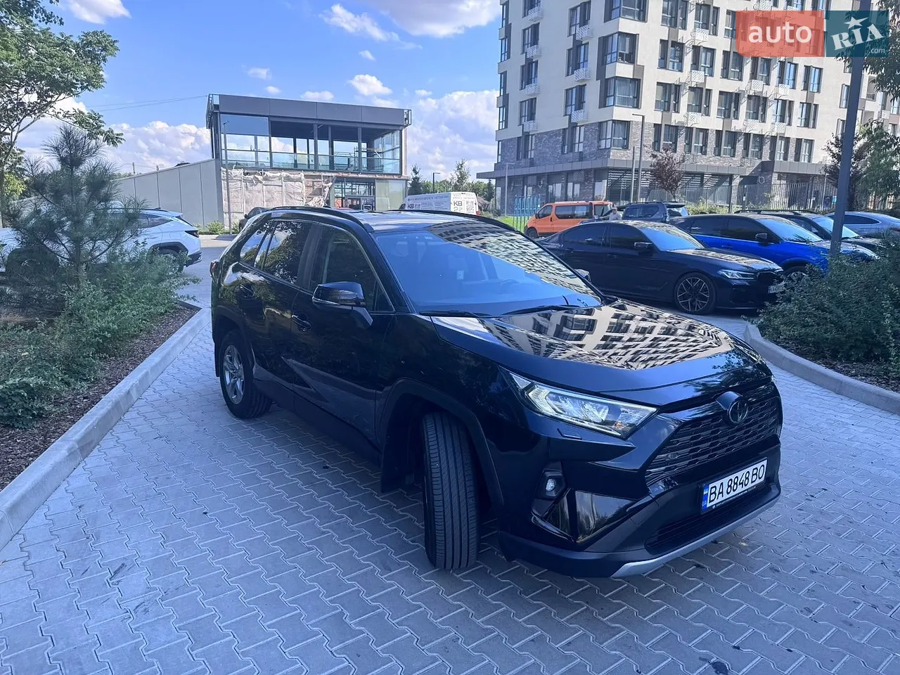 2022 Toyota RAV 4 - мініатюра 11