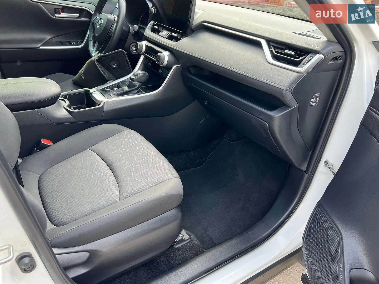 2023 Toyota RAV 4 - мініатюра 11