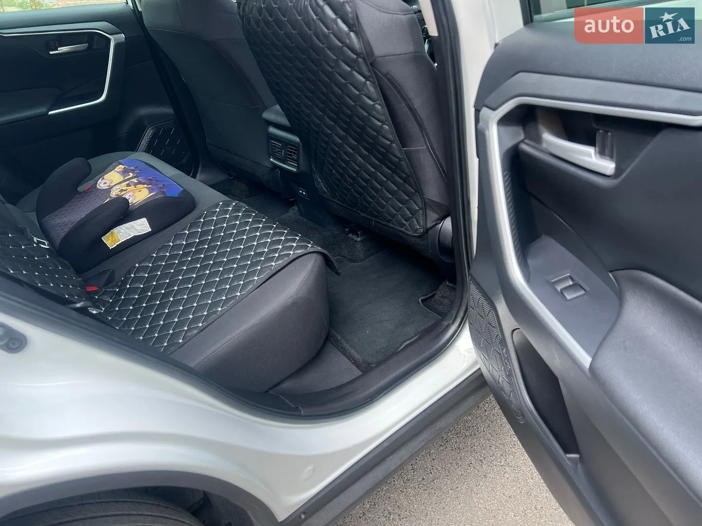 2023 Toyota RAV 4 - мініатюра 24