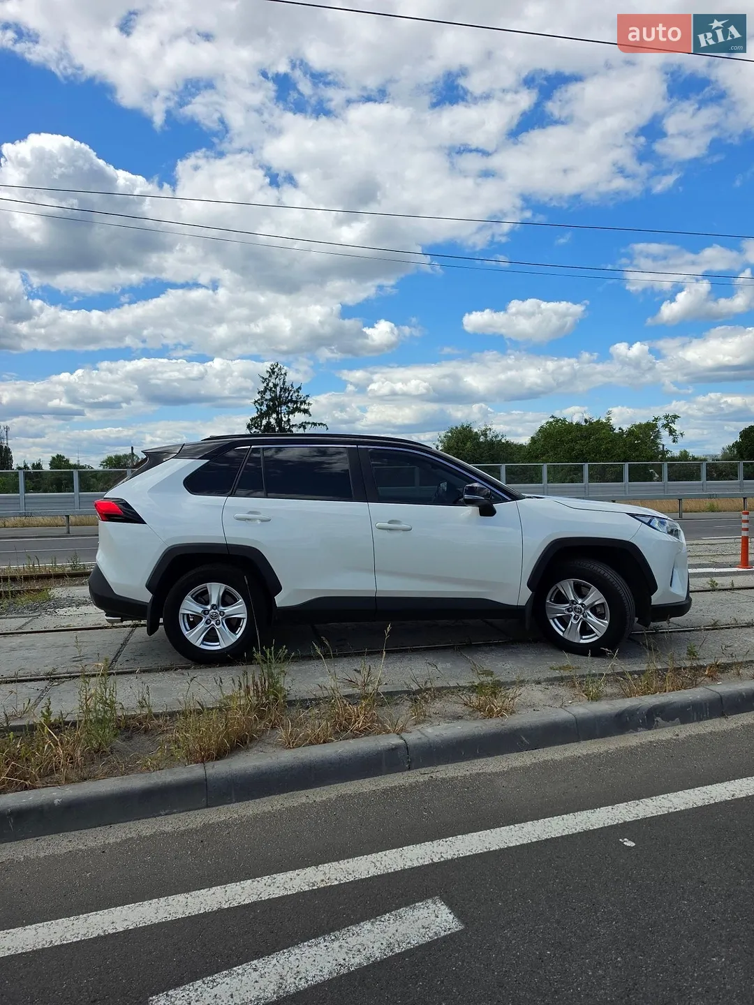2020 Toyota RAV 4 - мініатюра 4