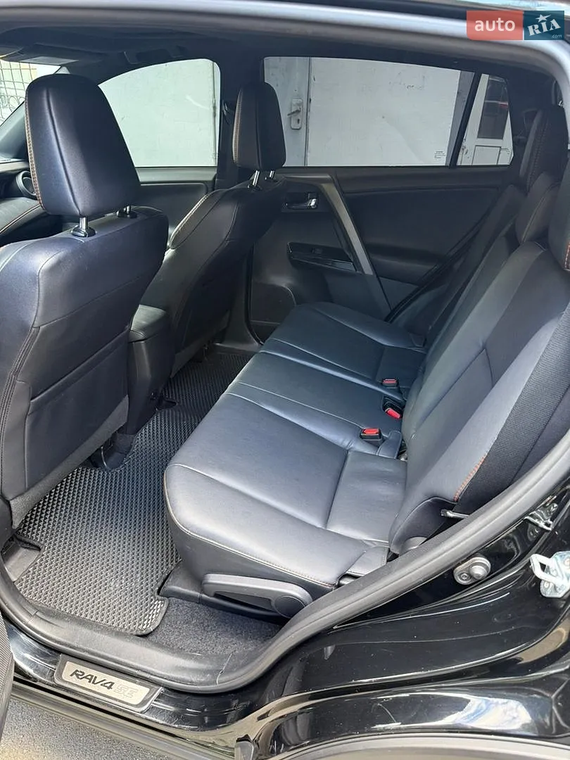 2017 Toyota RAV 4 - мініатюра 12