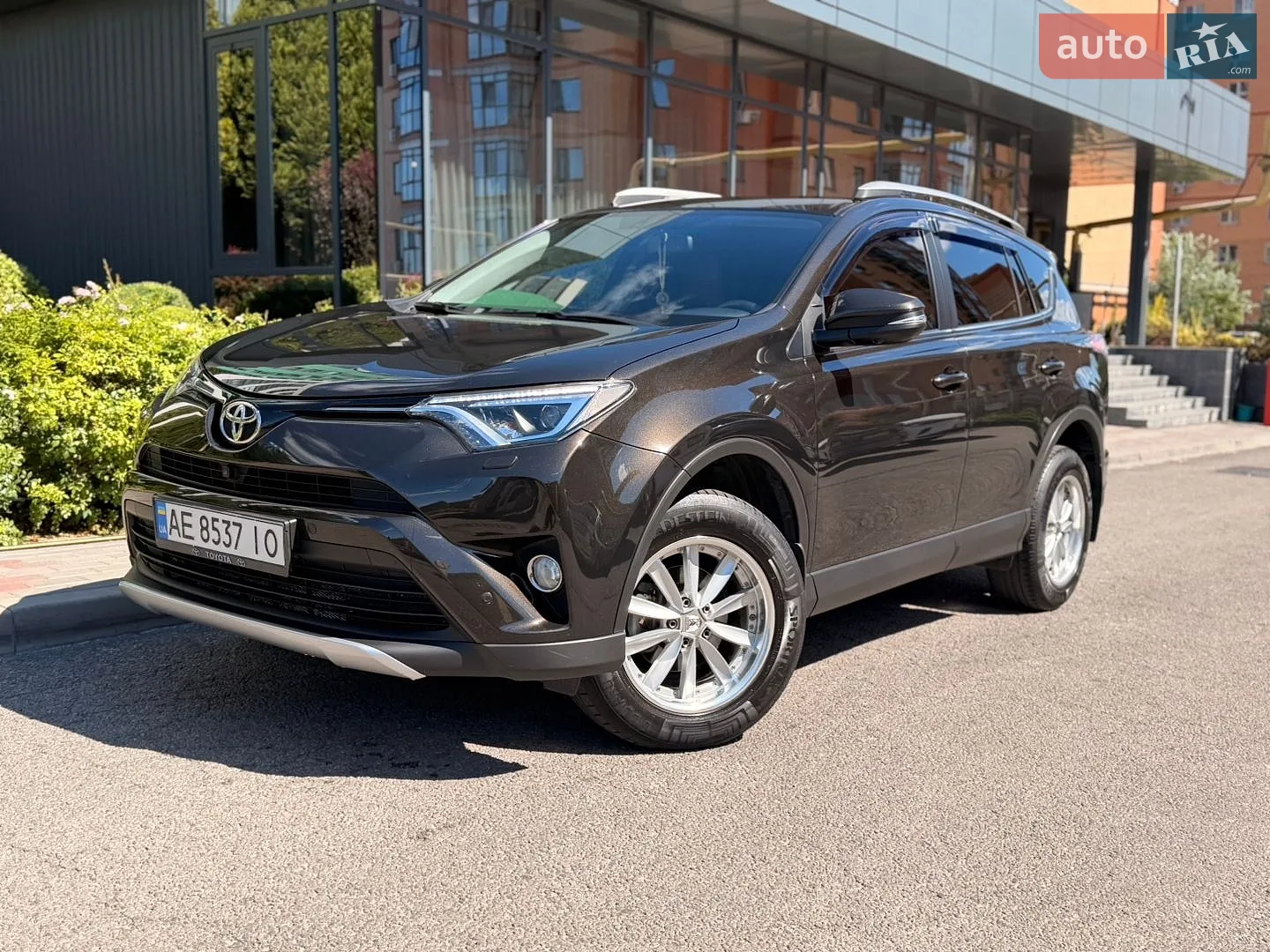 2016 Toyota RAV 4 - мініатюра 4