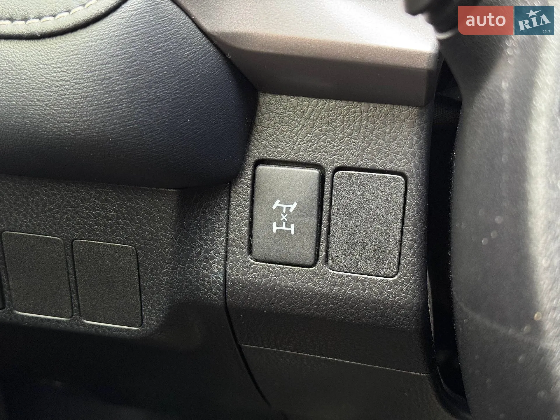 2017 Toyota RAV 4 - мініатюра 18