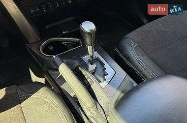 Внедорожник / Кроссовер Toyota RAV4 2017 в Шептицькому