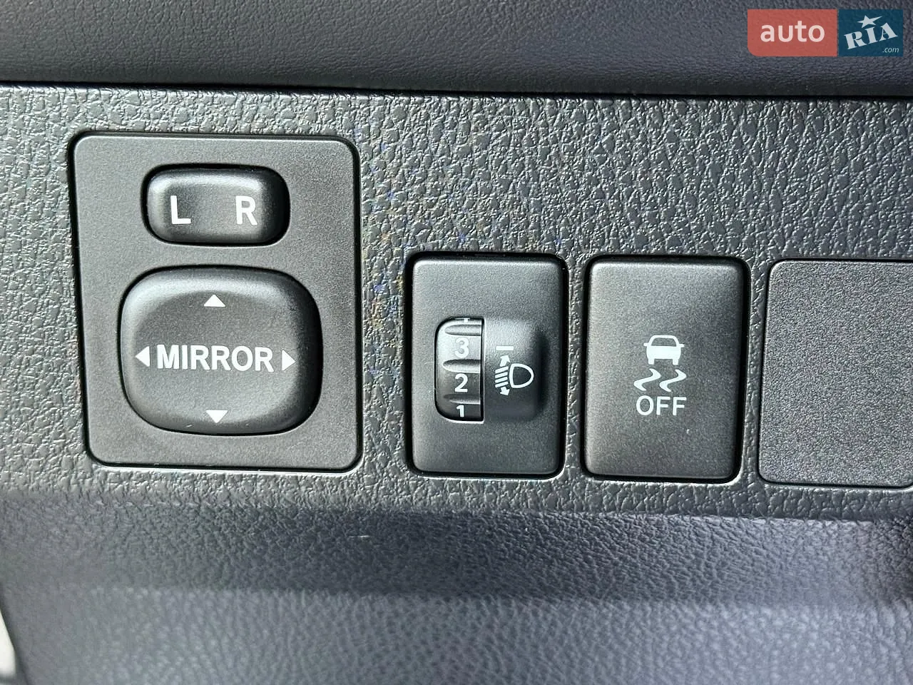 2013 Toyota RAV 4 - мініатюра 29