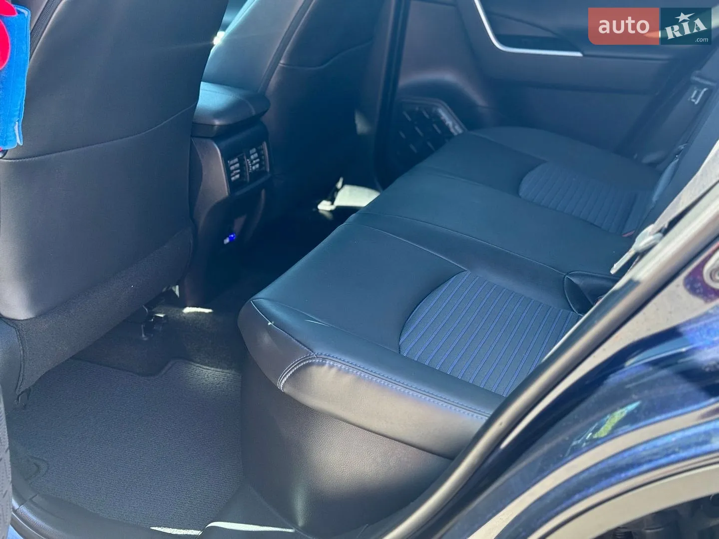 2021 Toyota RAV 4 - мініатюра 42
