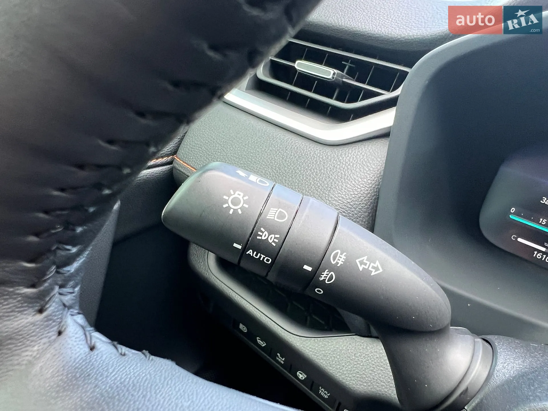 2024 Toyota RAV 4 - мініатюра 41