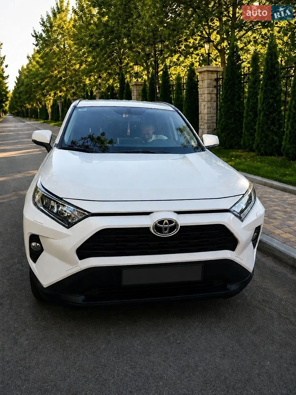 2020 Toyota RAV 4 - мініатюра 8
