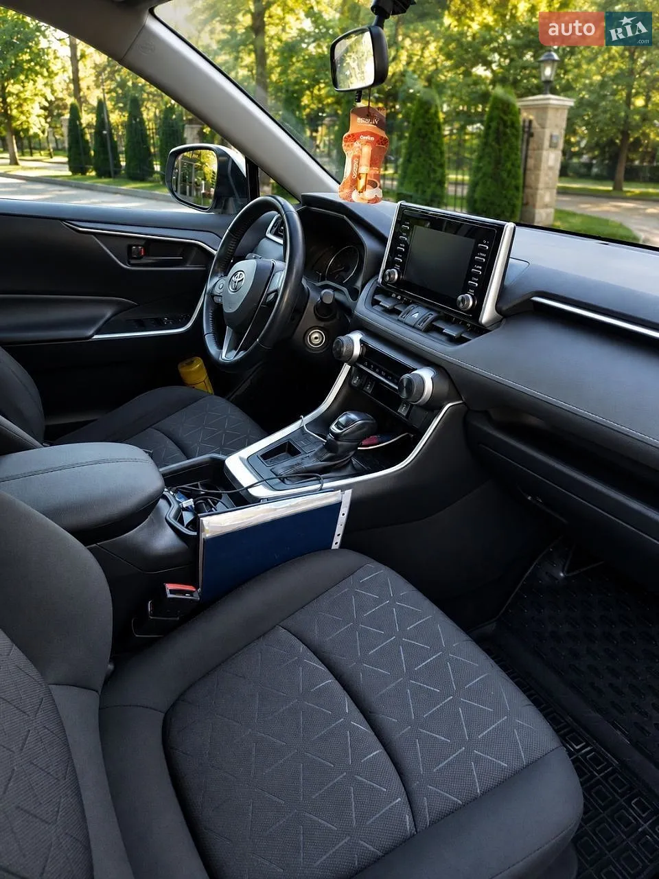2020 Toyota RAV 4 - мініатюра 13